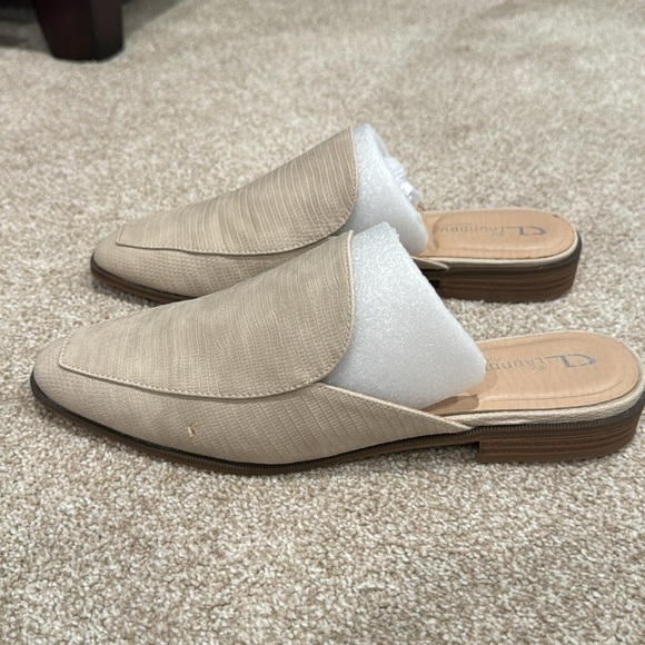CL by Laundry Comfort Mules. New with tags. - Picture 3 of 7
